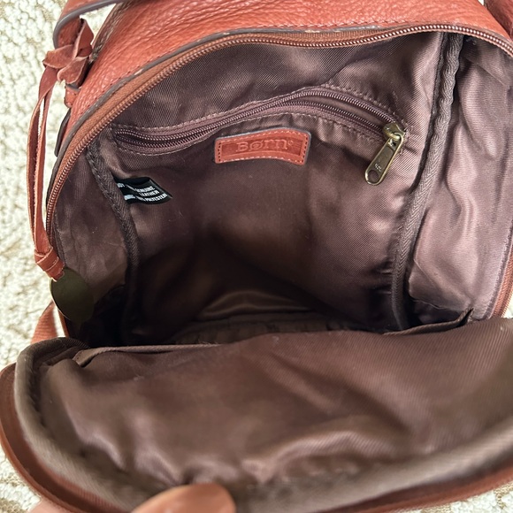 Born Leather Cooper Backpack - Picture 5 of 7